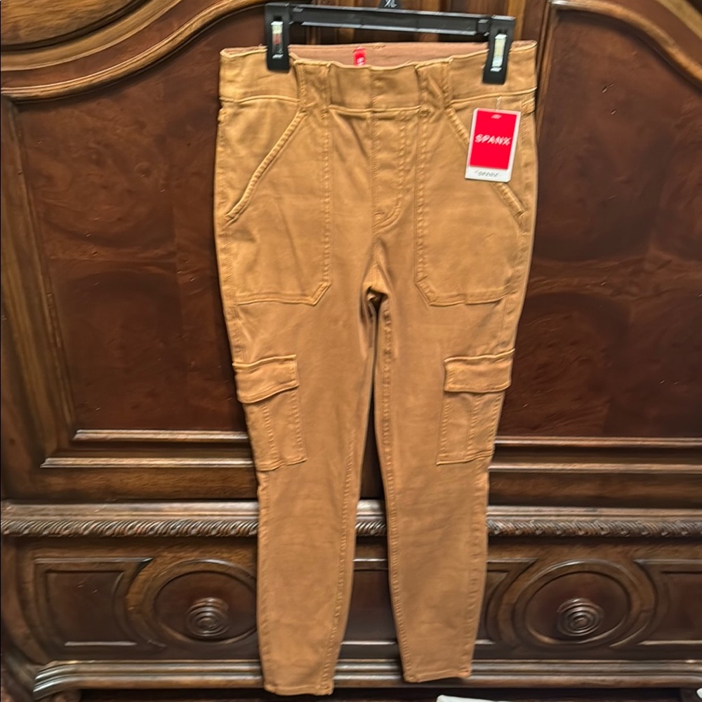 PRICE SLASH!! Spanx Brown Cargo Pants/JEGGINGS